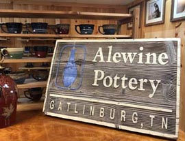 Alewine Pottery Store Gatlinburg